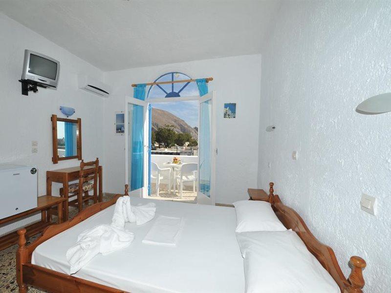 Santa Irini Hotel Періса Екстер'єр фото