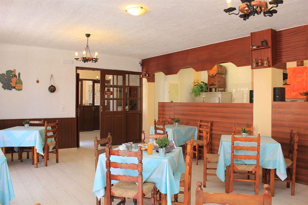 Santa Irini Hotel Періса Екстер'єр фото