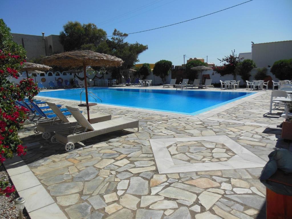 Santa Irini Hotel Періса Екстер'єр фото