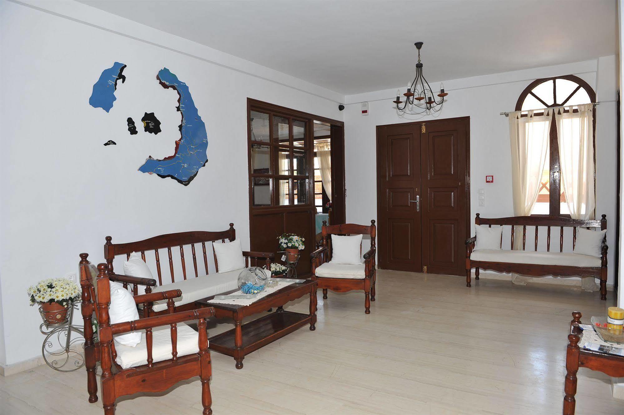 Santa Irini Hotel Періса Екстер'єр фото